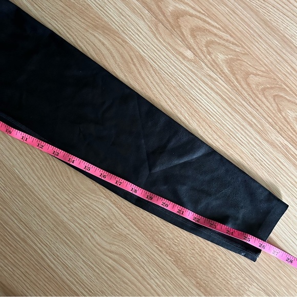 NWT Knix Black The Birds Papaya Sculpt Leggings Small - Picture 8 of 11